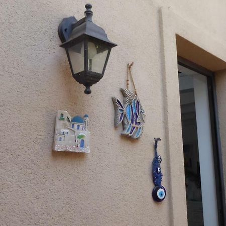 فيلا Il Liberty Di Emilia مونديلّو المظهر الخارجي الصورة